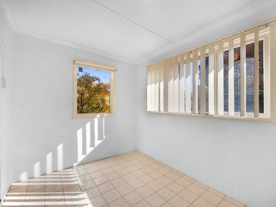 12 Scotsburn Grove, Werribee