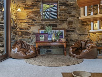 6 Brookes Crescent, Macedon