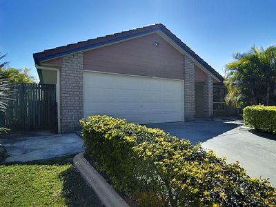 2 Birkdale Court, Tewantin