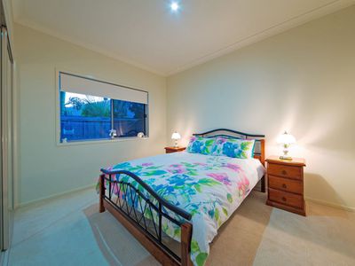 2 Lachlan Drive, Wakerley