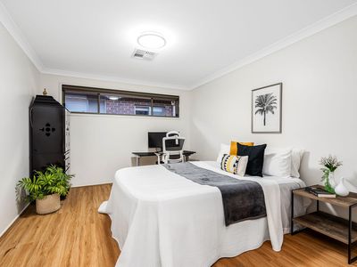 23 Fairfax Street, The Ponds