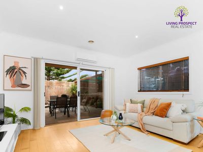 104 Foxwood Drive, Point Cook