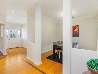5 Sunrise Court, Strathdale