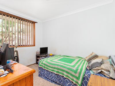 4 Fisher Street, Oak Flats