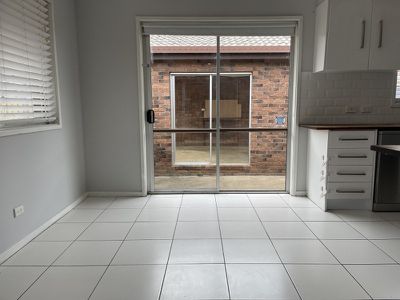 6 Adam Street, Tamworth