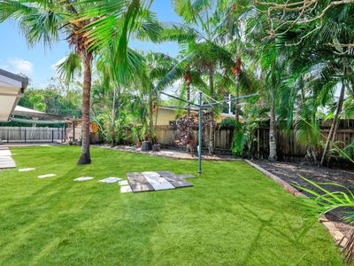 52-54 Oleander Street, Holloways Beach