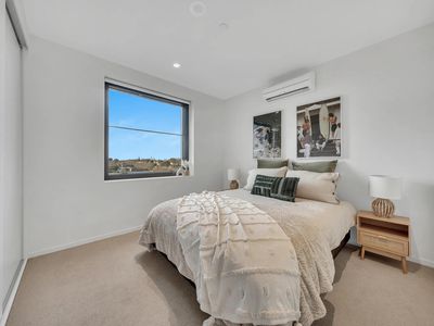 704 / 8C Evergreen Mews, Armadale