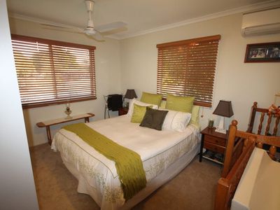 4 FARMER STREET, Queenton