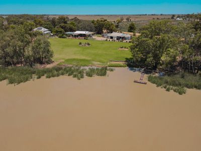 116 Kangaroo Lake Road, Lake Charm