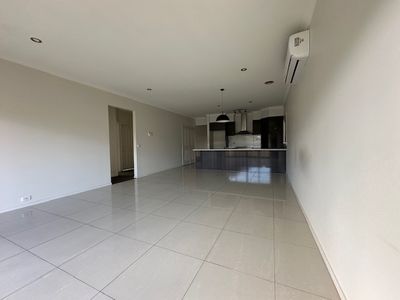5 Hemingway Grove, Cranbourne West