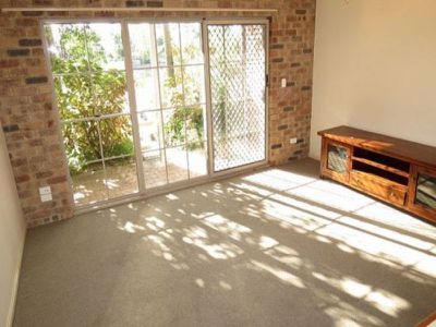 4 / 81 Goonawarra Drive, Mooloolaba