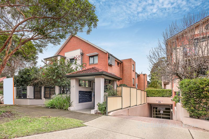 3 / 18 Eastbourne Road, Homebush West