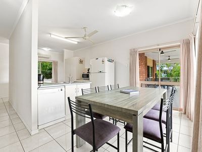 10 Kestrel Street, Bayview Heights