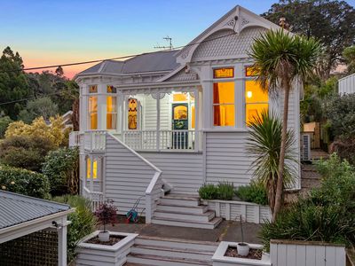 4 Hinemoa Terrace, Birkenhead