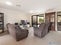 1 / 105 Oldfield Road, Sinnamon Park