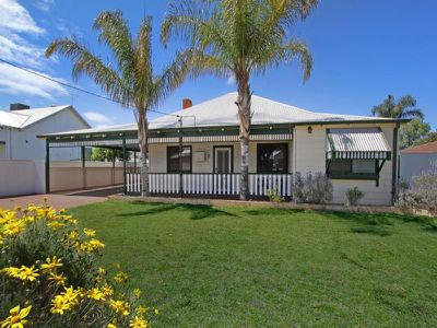 83 Campbell Street, Lamington