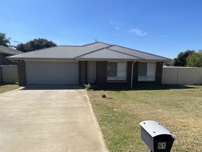 51 Watson Road, Griffith