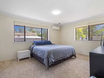 27 Westgate Avenue, Springwood