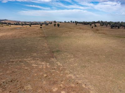 Eleven Mile Creek Road, Glenrowan West