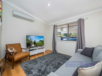 1 / 5 Aloota Crescent, Ocean Shores