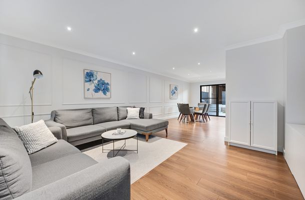 66 Napoli Circuit, Greenvale