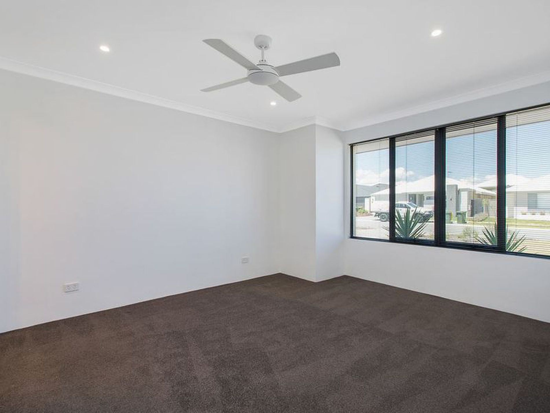 7 Persian Street, Eglinton