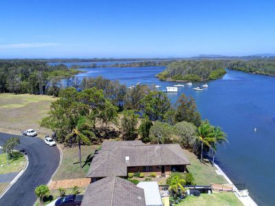 1 Sirius Key, Forster