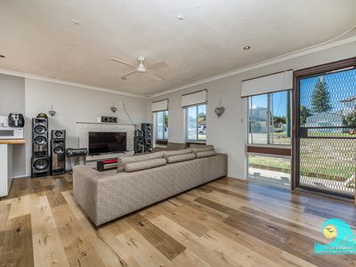 98 Brazier Road, Yanchep