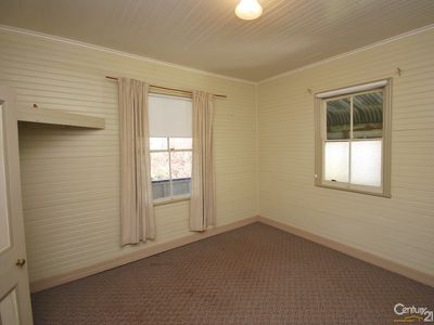 56 Lime Street, Geurie
