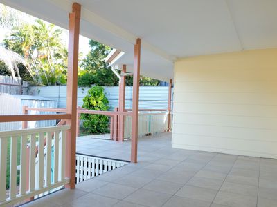 6 Barkala Close, West Gladstone