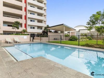 8 / 2242 Logan Road, Upper Mount Gravatt