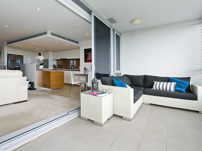 305 / 30 The Circus, Burswood