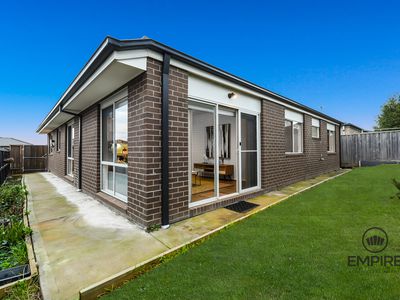 27 Cavendish Avenue, Clyde