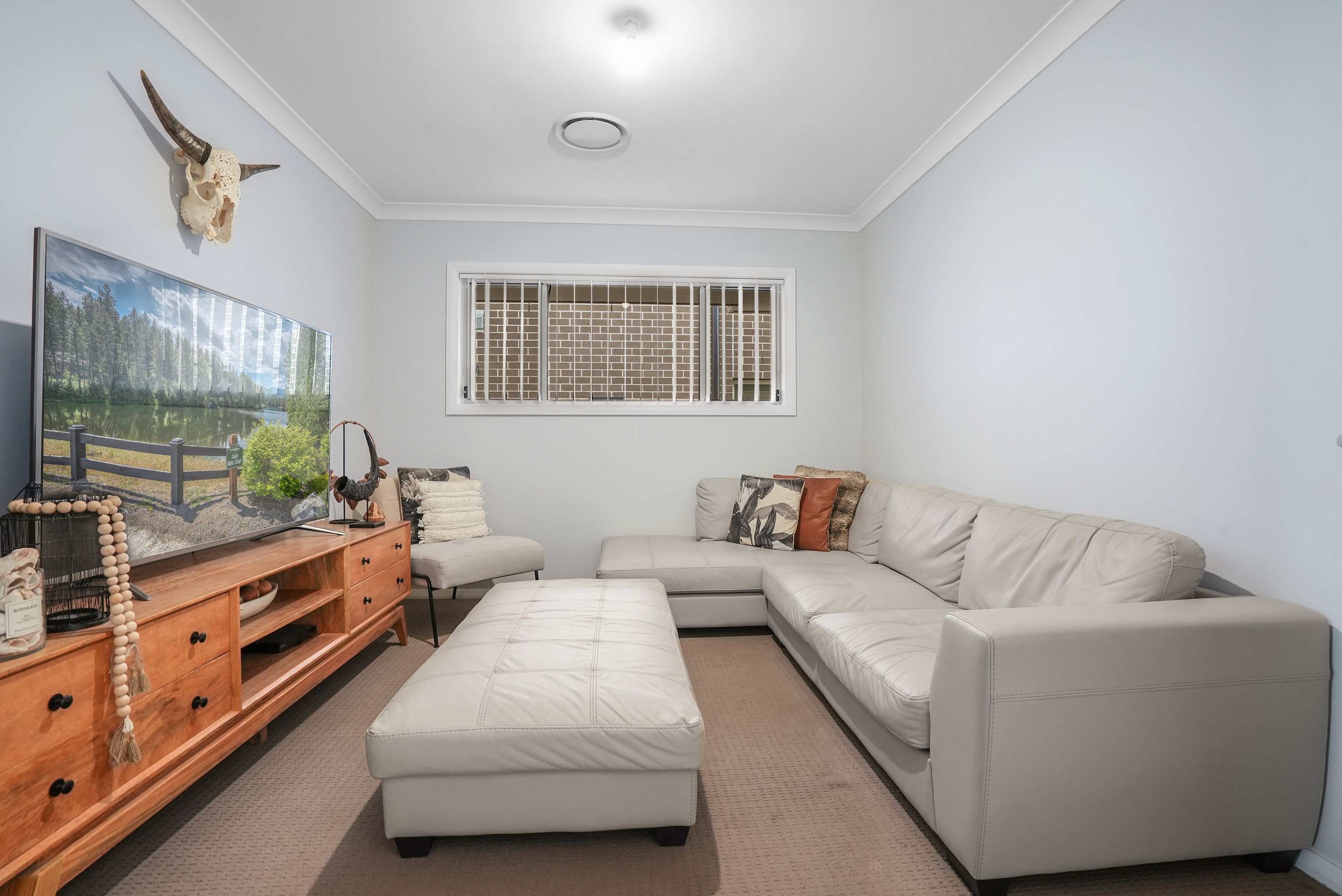 16 Redhaven Street, CADDENS