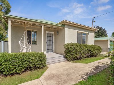 12 Derwent Street, Crookwell