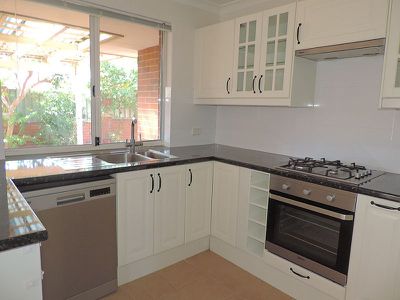 1 / 106 Royal Street, Tuart Hill