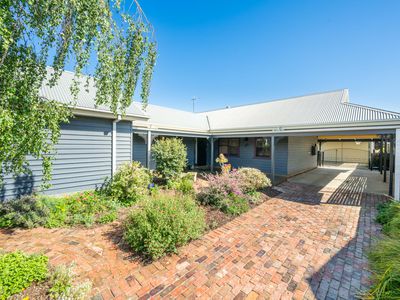 17 Kilpatrick Avenue, Shepparton