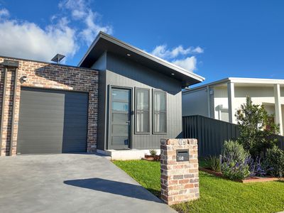 16A Greenview Drive, Horsley