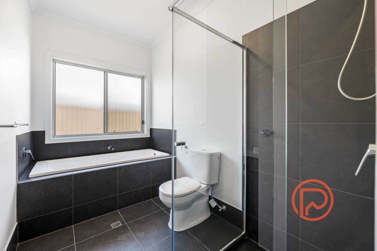 36 Glenthorne Crescent, Andrews Farm