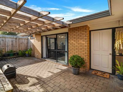 2/19 Sailfish Drive, West Harbour