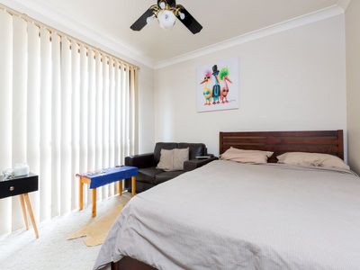 22 Mayfield Circuit, Albion Park