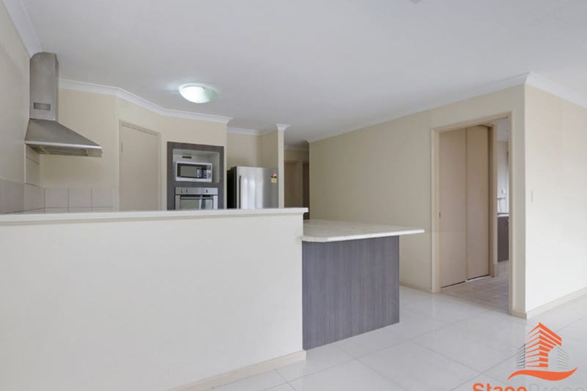 1 / 181 Manning Road, Bentley