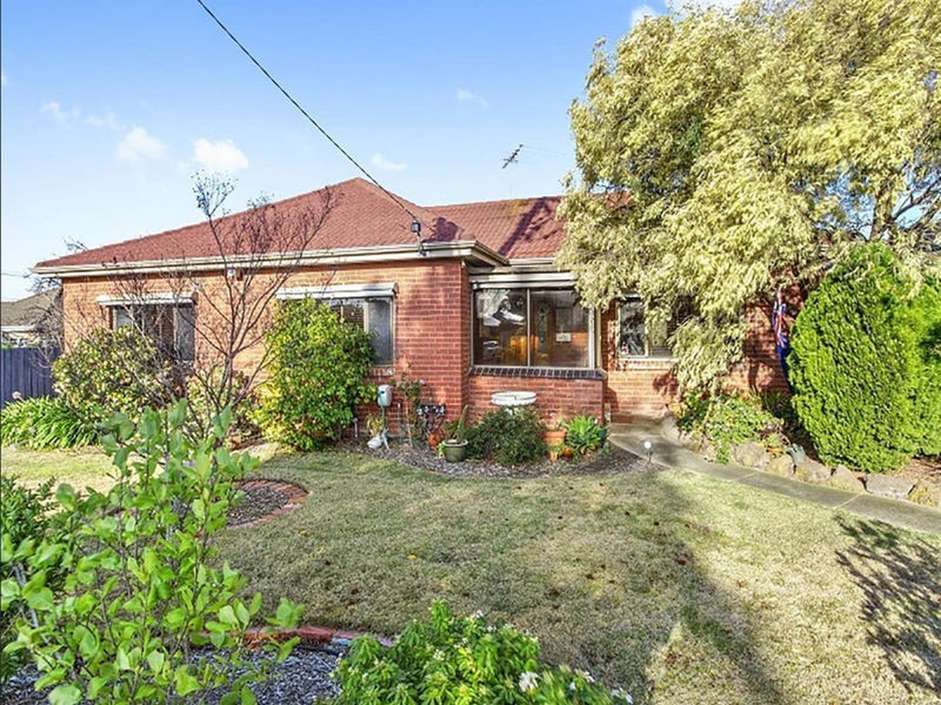 13 Pride Avenue, Hamlyn Heights