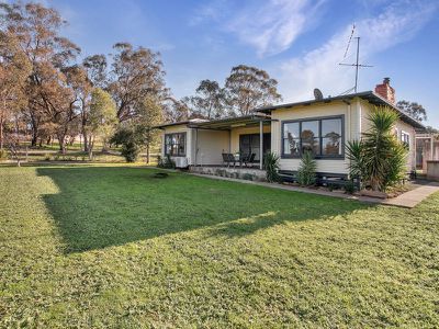 105 Chiltern Valley Rd, Rutherglen