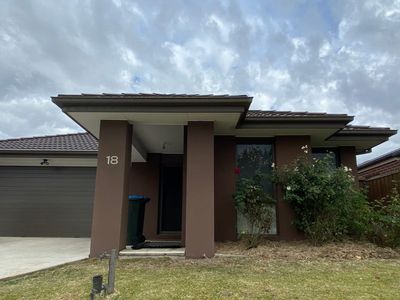 18 Merivale Drive, Truganina