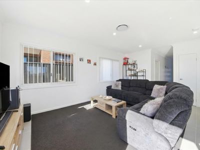 48 Davisland Avenue, Wilton