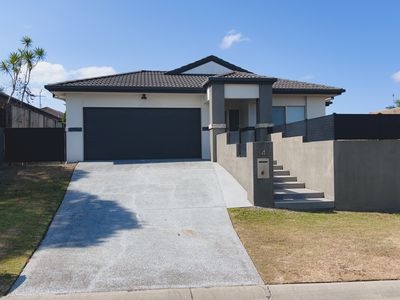 4 Diamond Sand Drive, Upper Coomera