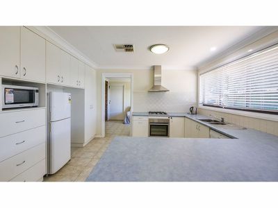 5 Rivergum Place, Dubbo