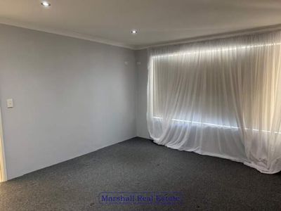 14 Falkland Way, Kinross