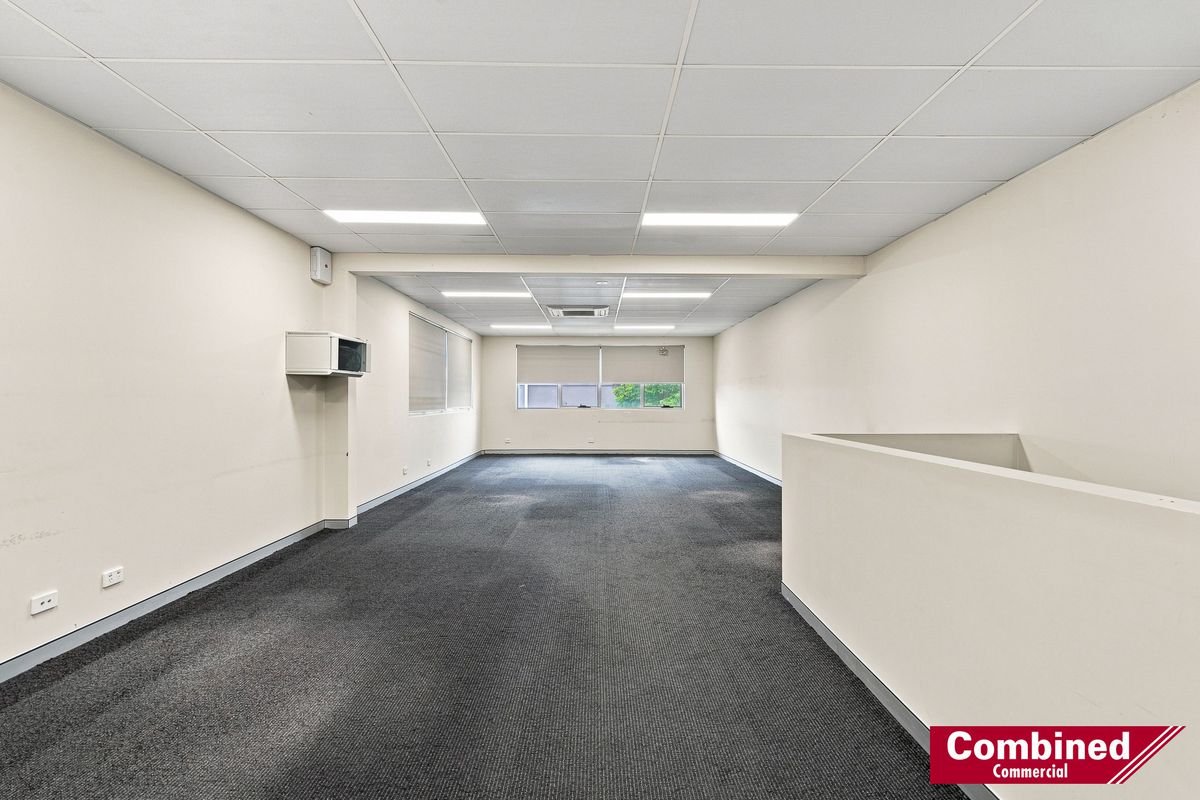 1 / 25 Rodeo Road, Gregory Hills